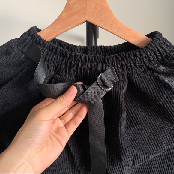 ✨2 for 20$✨Yes style clothing line corduroy black ankle pants - Picture 3 of 7